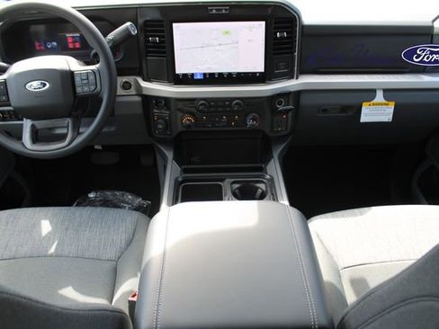 New 2026 Ford F250 XLT w/ XLT Premium Package image 10