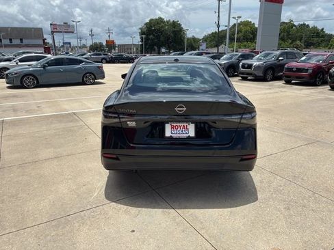 Used 2026 Nissan Sentra SV w/ Floor Mat Package FWD image 6