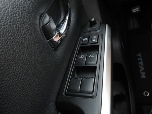 Certified 2024 Nissan Titan SV w/ SV Convenience Package image 26