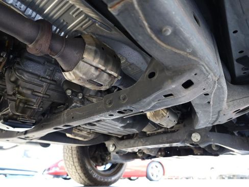 Used 2015 Toyota Tundra SR5 w/ SR5 Upgrade Package image 19