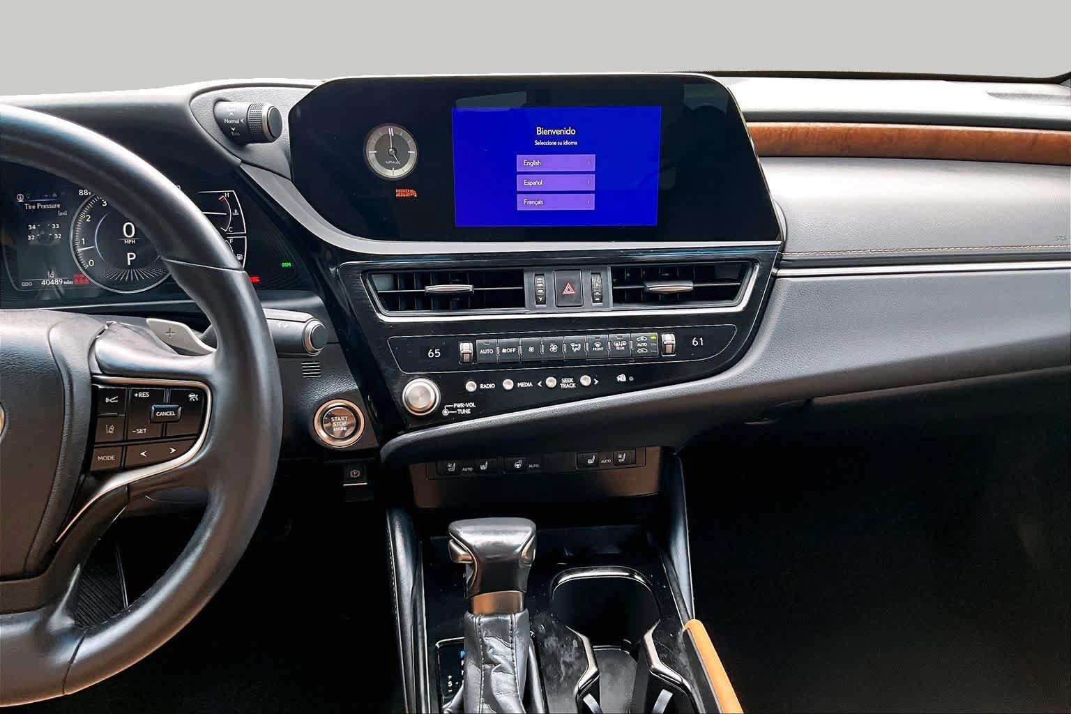 Used 2024 Lexus ES 350 w/ Premium Package FWD image 7