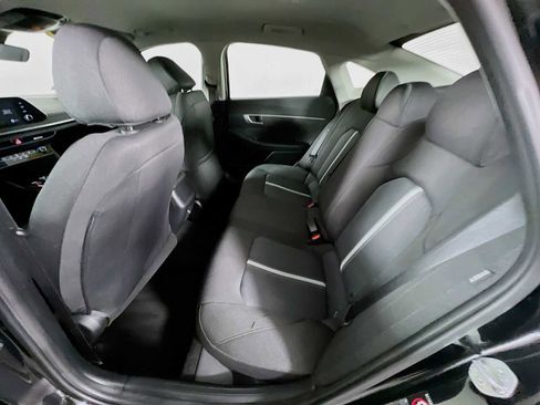 Certified 2022 Hyundai Sonata SE w/ Cargo Package image 23