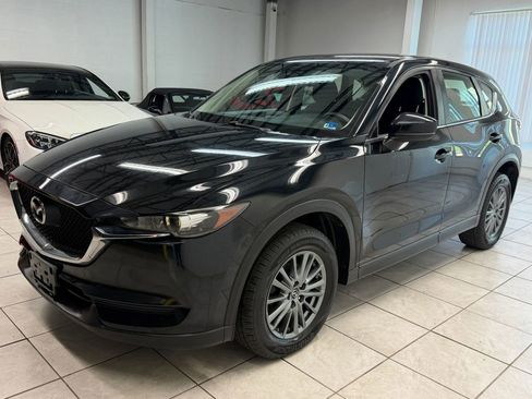 Used 2017 MAZDA CX-5 Sport image 3