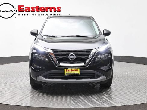 Used 2023 Nissan Rogue S AWD/4WD image 2