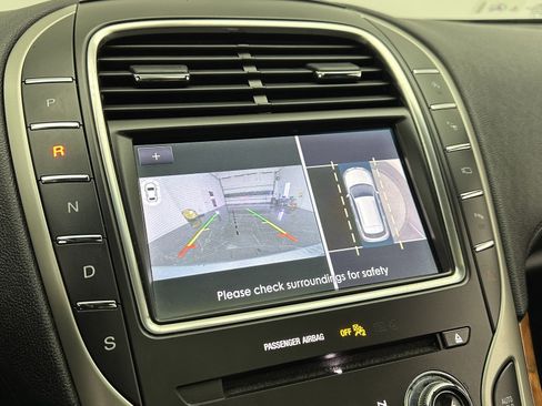 Used 2020 Lincoln Nautilus Reserve w/ Equipment Group 201A image 21