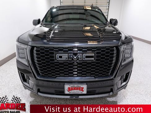 Used 2023 GMC Yukon Denali Ultimate AWD/4WD image 7