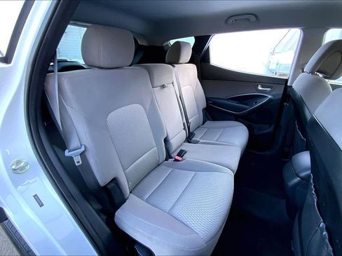 Used 2018 Hyundai Santa Fe Sport image 20