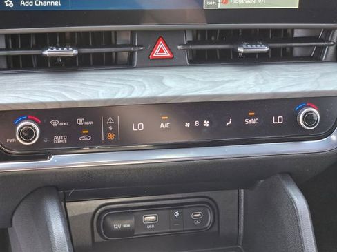 Used 2025 Kia Sportage X-Line w/ Premium Package image 23