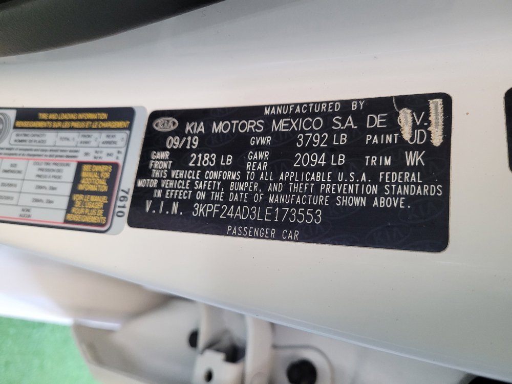 Used 2020 Kia Forte LXS FWD image 33