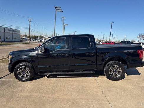 Used 2017 Ford F150 XLT w/ Equipment Group 302A Luxury image 9
