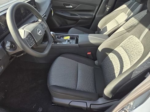 New 2026 Nissan Sentra SV w/ Floor Mat Package FWD image 9