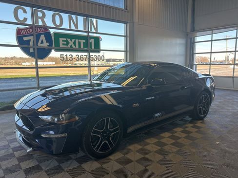 Used 2019 Ford Mustang GT image 3