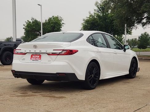 Used 2026 Toyota Camry SE w/ Multimedia Upgrade Package AWD/4WD image 3