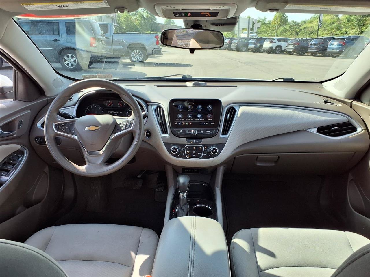 Used 2024 Chevrolet Malibu LT FWD image 9