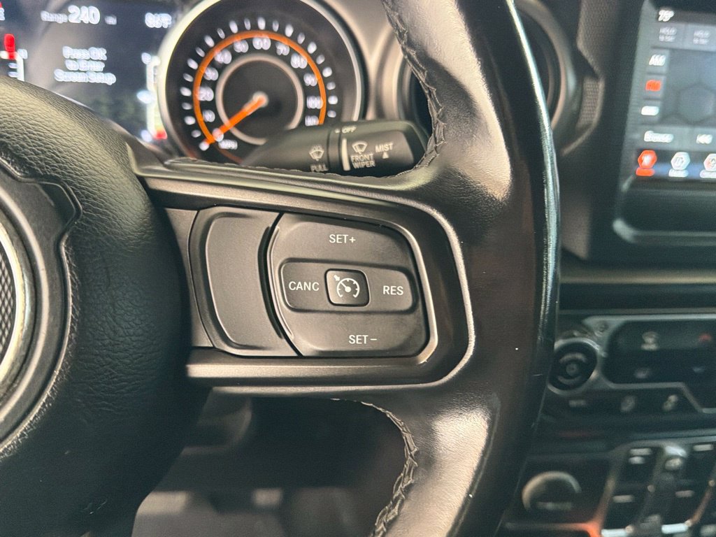 Used 2021 Jeep Gladiator Sport AWD/4WD image 46