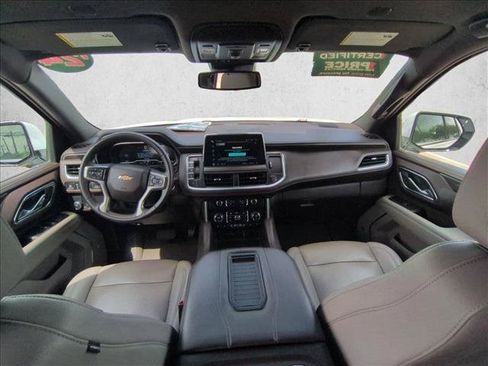 Used 2024 Chevrolet Tahoe LT RWD image 17