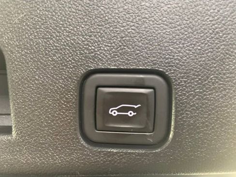 Used 2024 GMC Acadia Denali w/ Super Cruise Package AWD/4WD image 14