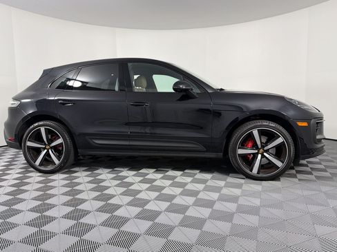 Certified 2024 Porsche Macan S AWD/4WD image 8
