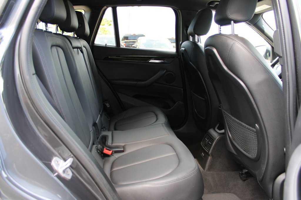 Used 2019 BMW X1 xDrive28i w/ Convenience Package AWD/4WD image 13