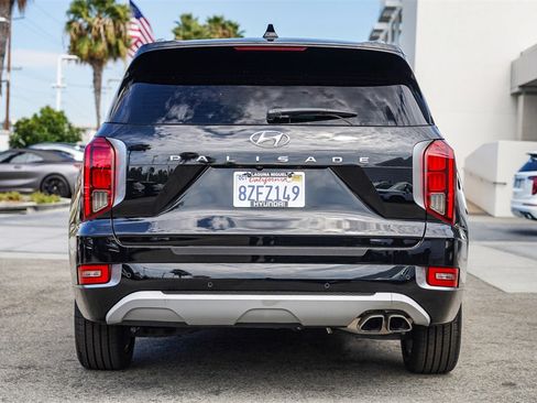 Used 2022 Hyundai Palisade Limited w/ Cargo Package image 7