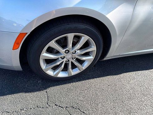Used 2016 Cadillac XTS Luxury AWD/4WD image 23