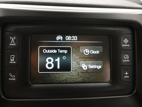 Used 2018 Jeep Cherokee Latitude w/ Safety Group AWD/4WD image 15