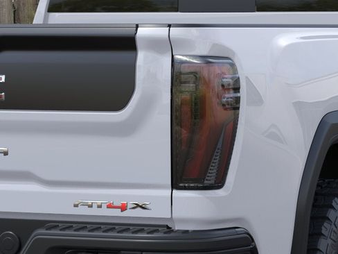 New 2026 GMC Sierra 2500 AT4X w/ AT4X AEV Edition AWD/4WD image 11