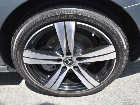 Used 2024 Mercedes-Benz C 300 4MATIC Sedan image 8