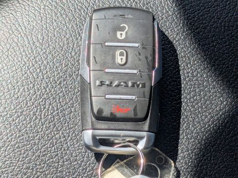 Used 2024 RAM 1500 Big Horn image 32