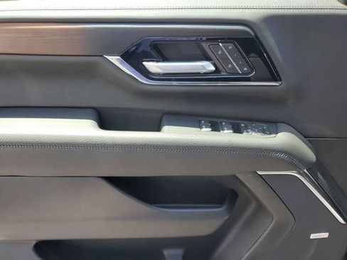 New 2026 GMC Yukon Denali w/ Sun & Power Step Package AWD/4WD image 17