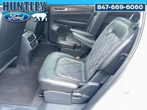 Used 2024 Volkswagen Atlas SEL Premium R-Line image 16