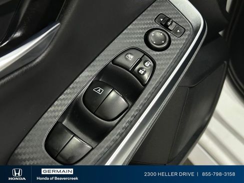 Used 2020 Nissan Sentra SR w/ Electronics Package FWD image 18