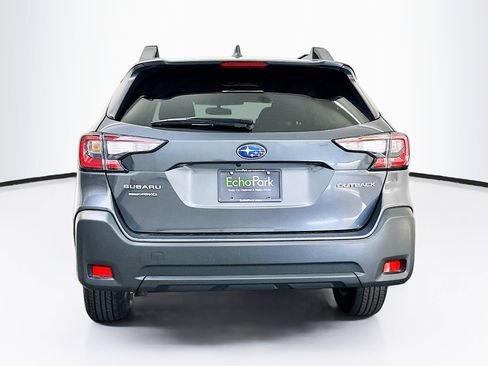 Used 2025 Subaru Outback Premium AWD/4WD image 7