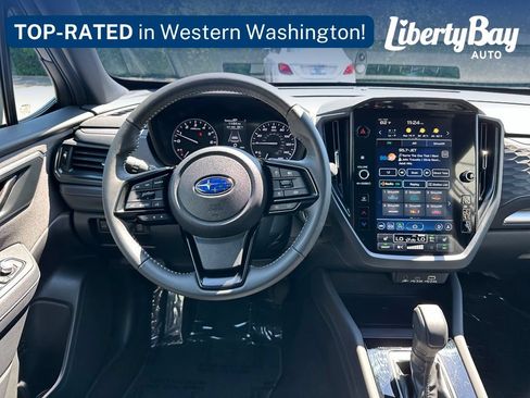 Used 2025 Subaru Forester Premium AWD/4WD image 23