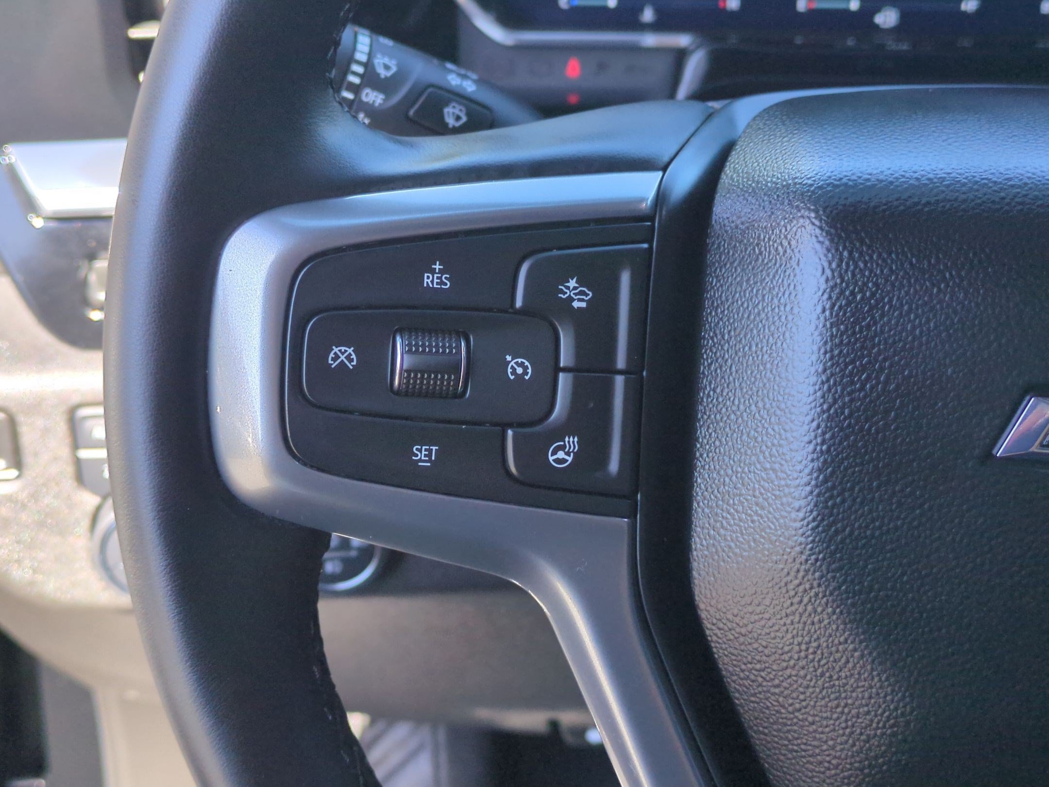 Used 2024 Chevrolet Silverado 3500 LTZ w/ LTZ Plus Package AWD/4WD image 18
