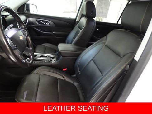 Used 2020 Chevrolet Traverse Premier w/ Redline Edition AWD/4WD image 2