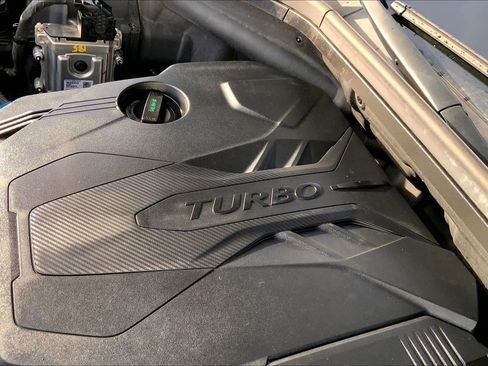 Used 2022 Genesis GV70 2.5T w/ Sport Prestige Package image 32