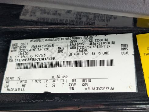 Used 2012 Ford E-350 and Econoline 350 Super Duty w/ Shuttle Bus Prep Pkg RWD image 30