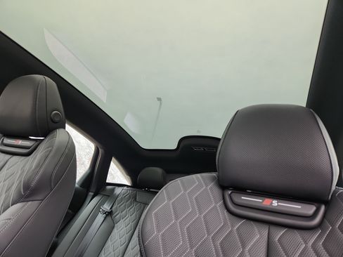 New 2025 Audi S6 e-tron Prestige image 11