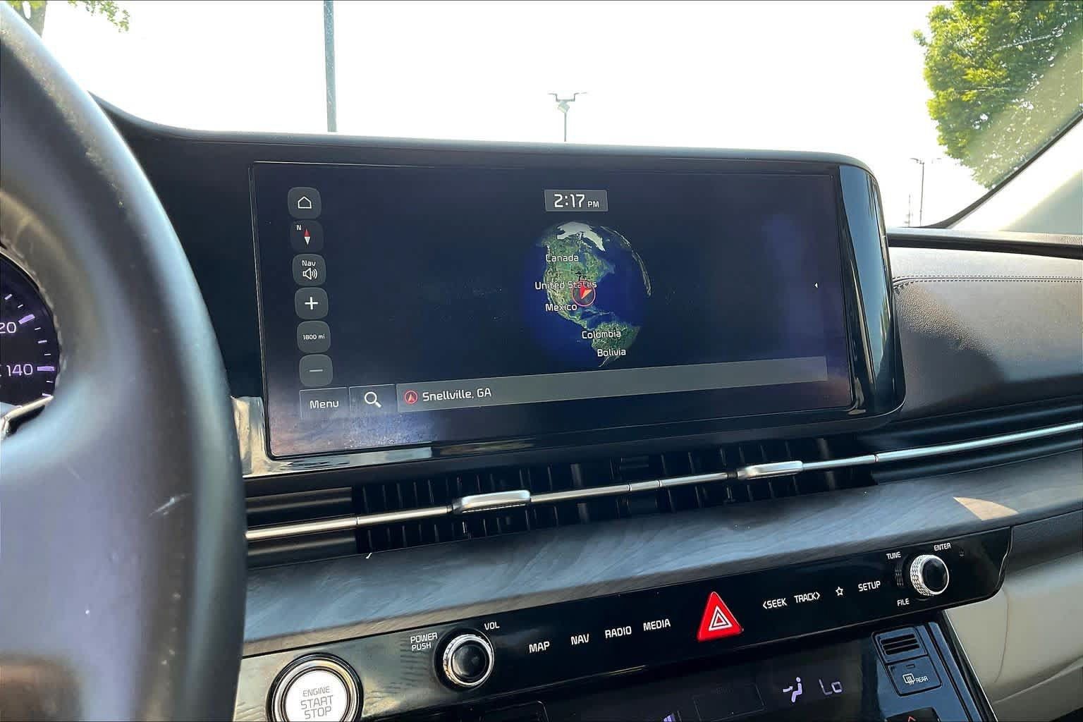 Used 2024 Kia Carnival EX FWD image 31