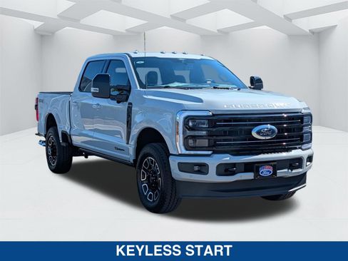 New 2026 Ford F250 Platinum AWD/4WD image 3