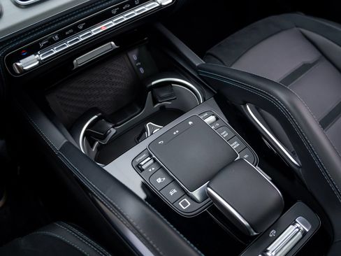 Used 2025 Mercedes-Benz GLE 63 AMG S image 21