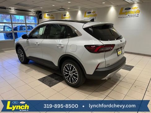 New 2026 Ford Escape SE image 19