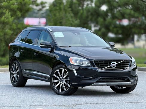 Used 2017 Volvo XC60 T6 Inscription w/ Climate Package AWD/4WD image 13