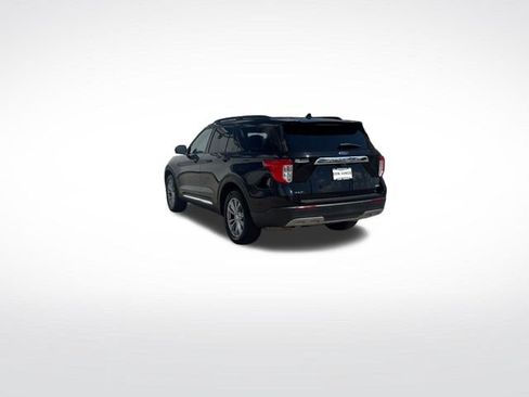 Used 2020 Ford Explorer XLT w/ Equipment Group 202A AWD/4WD image 3
