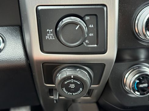 Used 2020 Ford F150 Platinum w/ Equipment Group 701A Luxury AWD/4WD image 13