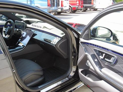 Used 2025 Mercedes-Benz S 63 AMG S image 21