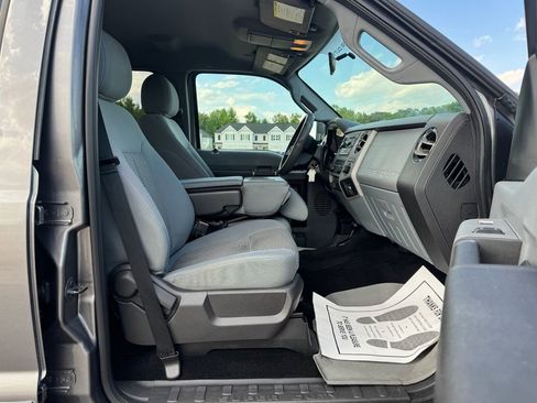 Used 2013 Ford F250 XLT w/ XLT Value Pkg AWD/4WD image 20