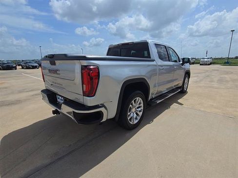 Used 2021 GMC Sierra 1500 SLT RWD image 5