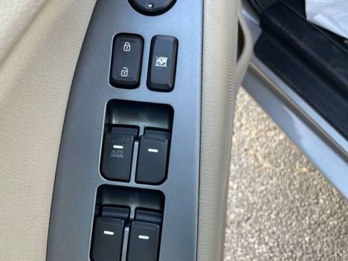 Used 2013 Kia Optima LX FWD image 10